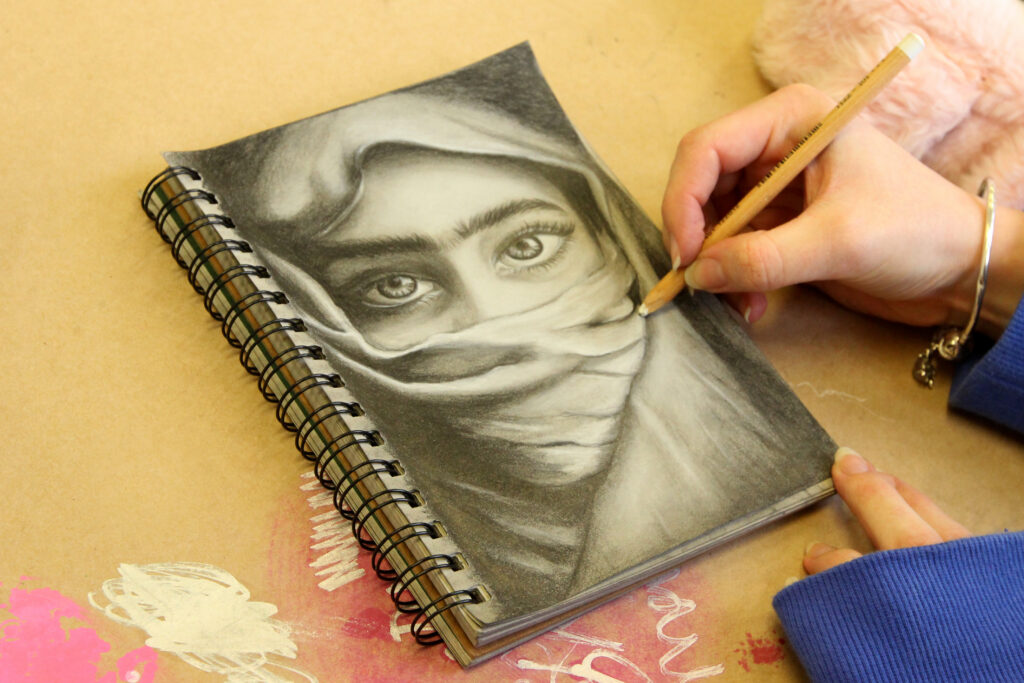 The Learning Connexion Art School Art Programme Drawing Classes 2