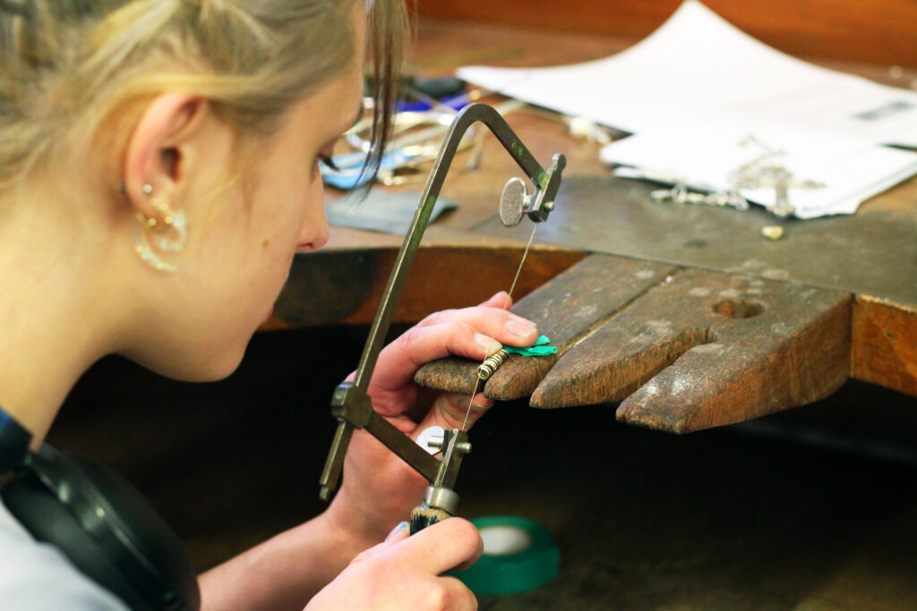 The Learning Connexion Art School Creative Arts Jewellery Class 11