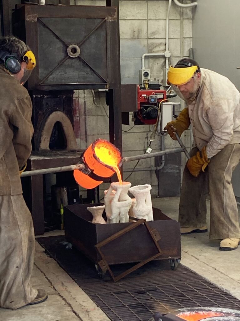 The Learning Connexion Art School Hot Arts Course Bronze pour class 2