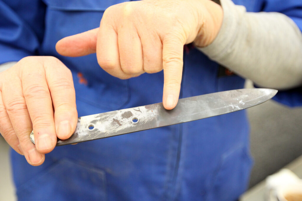 The Learning Connexion Art School Hot Arts Course knife making classe